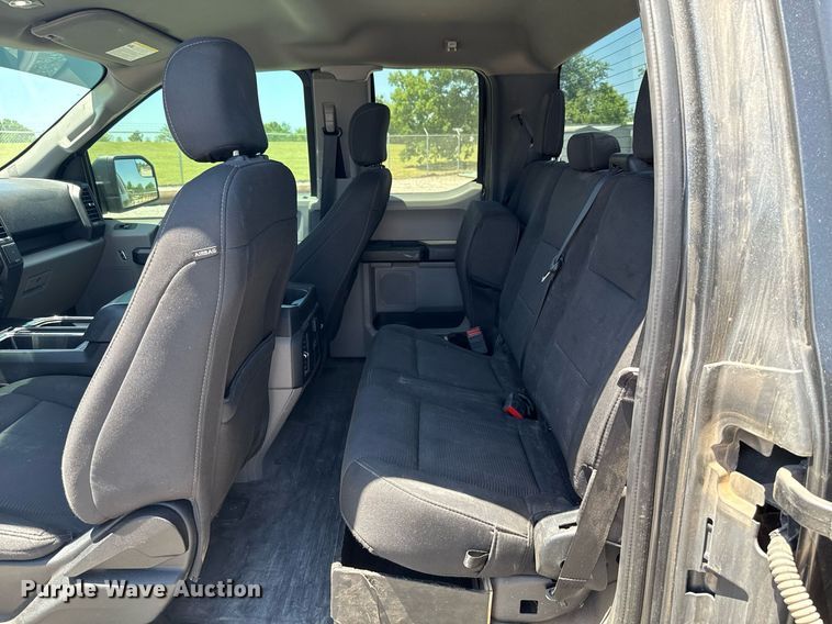 image for item EJ8785 2019 Ford F150 SuperCab pickup truck