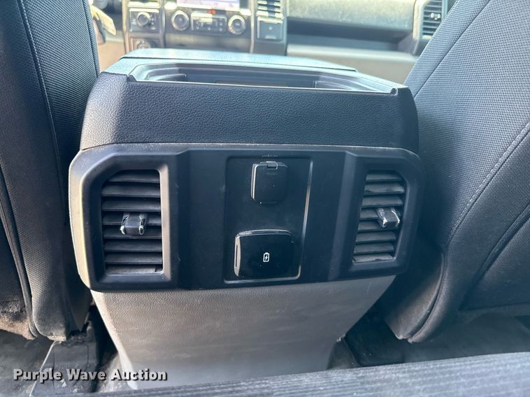 image for item EJ8785 2019 Ford F150 SuperCab pickup truck