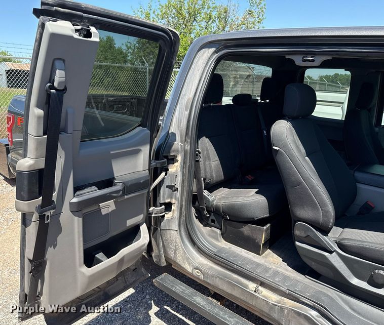 image for item EJ8785 2019 Ford F150 SuperCab pickup truck