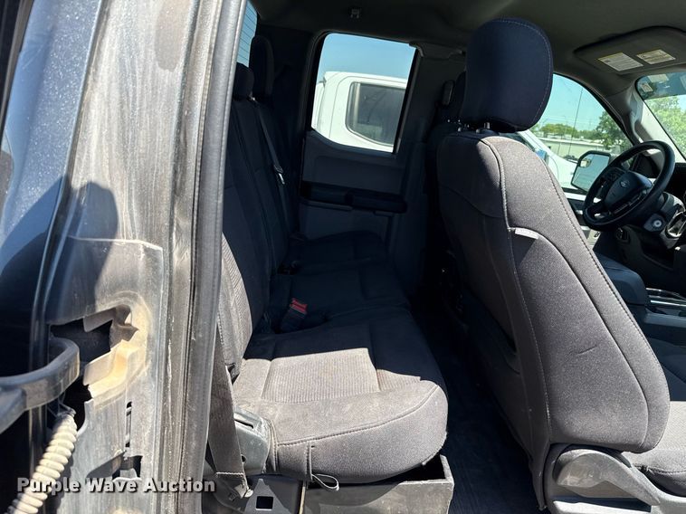 image for item EJ8785 2019 Ford F150 SuperCab pickup truck