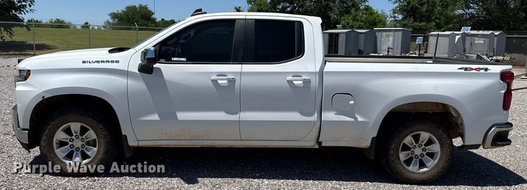 image for item EJ8786 2019 Chevrolet Silverado 1500 Double Cab pickup truck