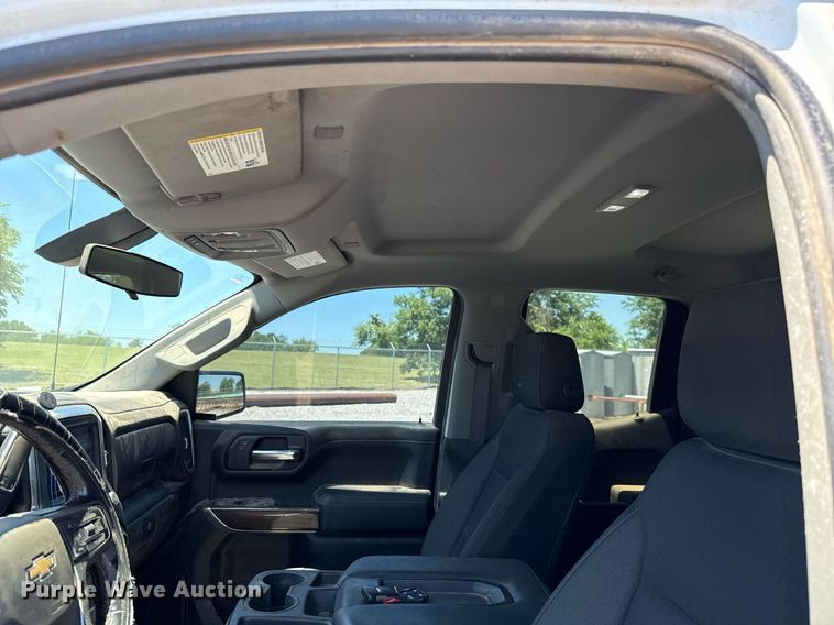 image for item EJ8786 2019 Chevrolet Silverado 1500 Double Cab pickup truck