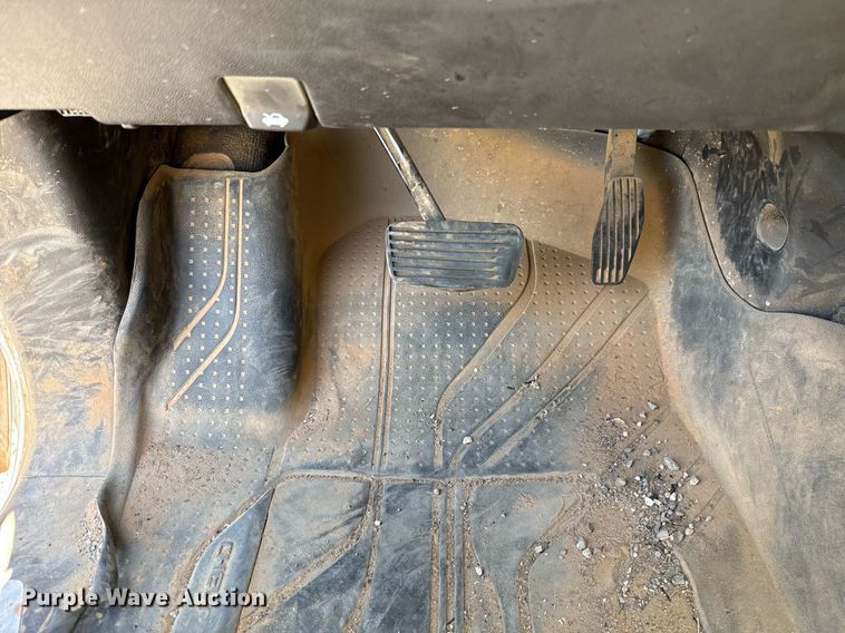 image for item EJ8786 2019 Chevrolet Silverado 1500 Double Cab pickup truck