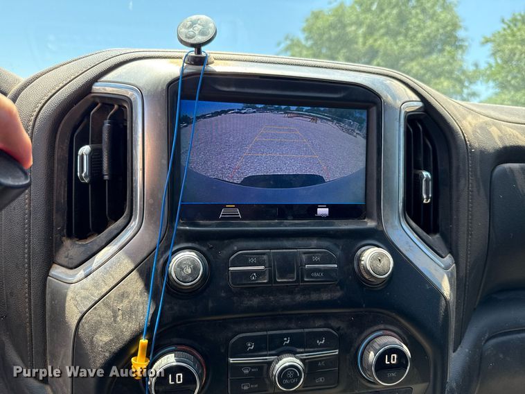 image for item EJ8786 2019 Chevrolet Silverado 1500 Double Cab pickup truck