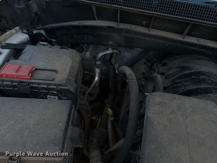 image for item EJ8786 2019 Chevrolet Silverado 1500 Double Cab pickup truck