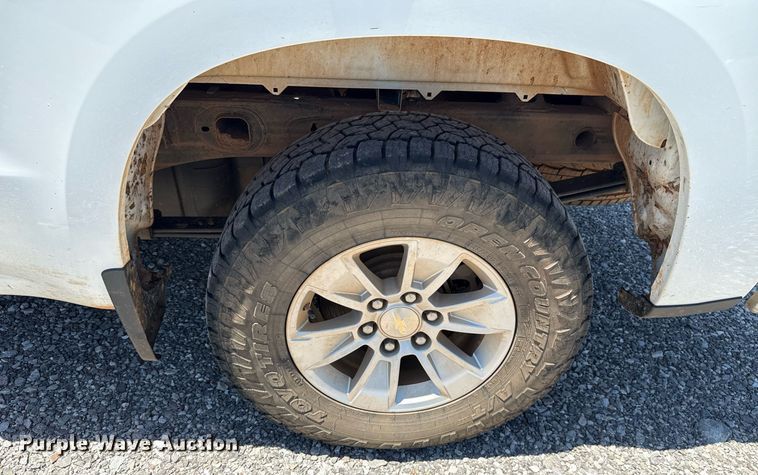 image for item EJ8786 2019 Chevrolet Silverado 1500 Double Cab pickup truck