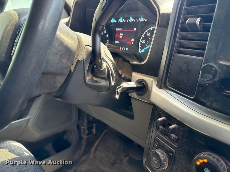 image for item EJ8787 2022 Ford F150 SuperCrew pickup truck