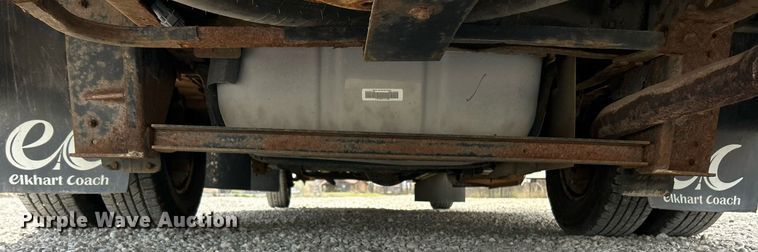 image for item EK2786 2011 Ford E350 Super Duty shuttle bus