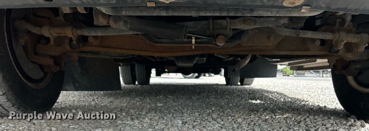 image for item EK2786 2011 Ford E350 Super Duty shuttle bus