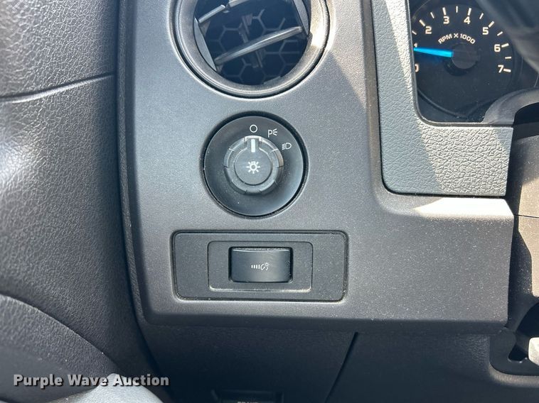 image for item EK2967 2013 Ford F150 XL pickup truck