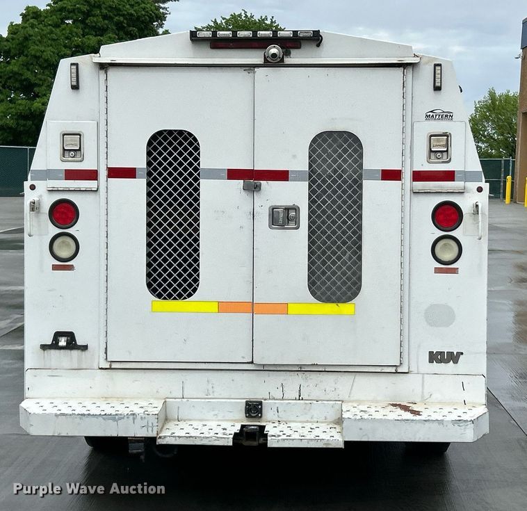 image for item EK2998 2011 Ford E350 Super Duty utility van