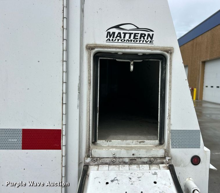 image for item EK2998 2011 Ford E350 Super Duty utility van