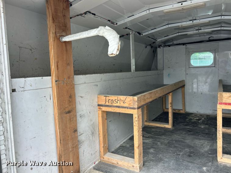 image for item EK2998 2011 Ford E350 Super Duty utility van