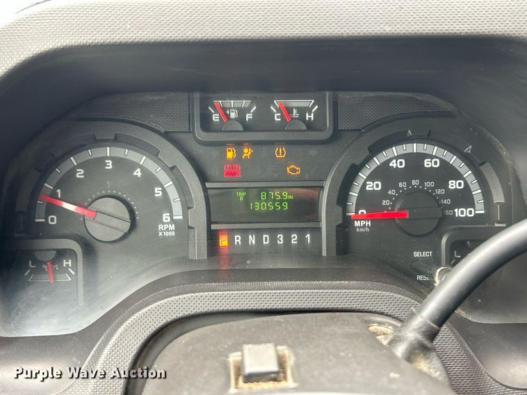 image for item EK2998 2011 Ford E350 Super Duty utility van