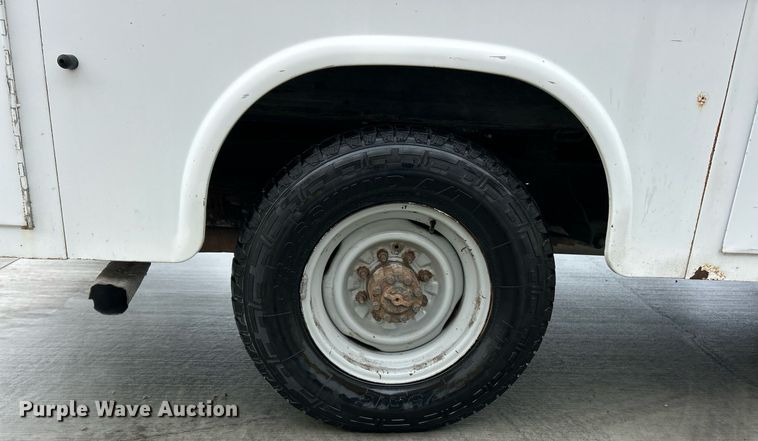 image for item EK2998 2011 Ford E350 Super Duty utility van