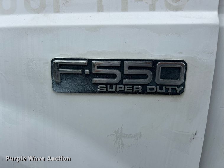image for item EK2999 2003 Ford F550 Super Duty flatbed truck