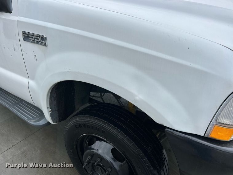 image for item EK2999 2003 Ford F550 Super Duty flatbed truck