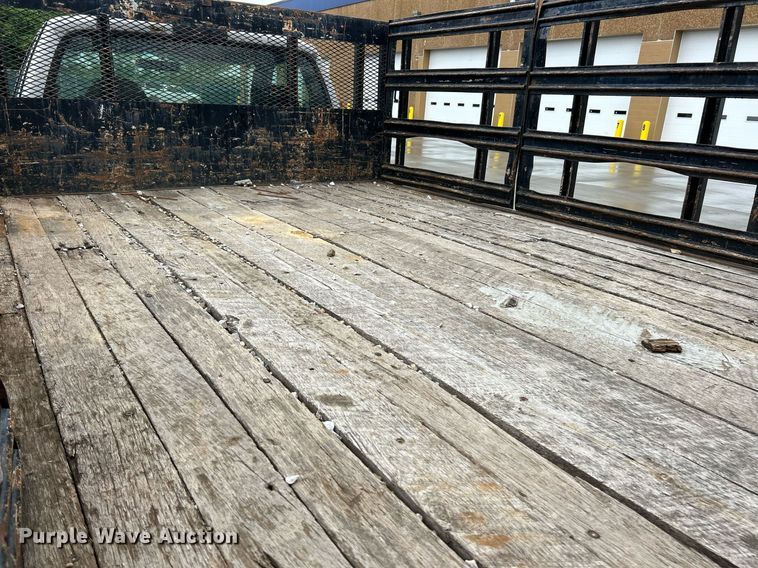 image for item EK2999 2003 Ford F550 Super Duty flatbed truck