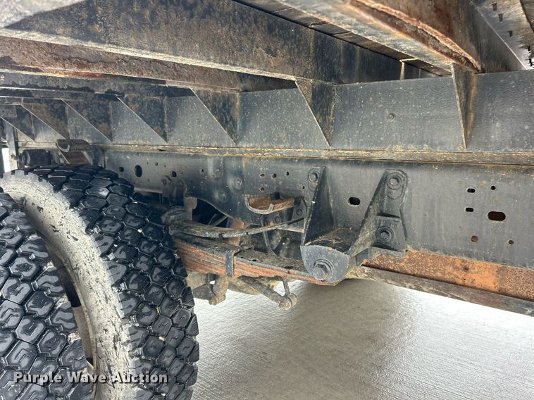 image for item EK2999 2003 Ford F550 Super Duty flatbed truck