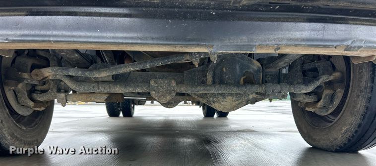 image for item EK2999 2003 Ford F550 Super Duty flatbed truck