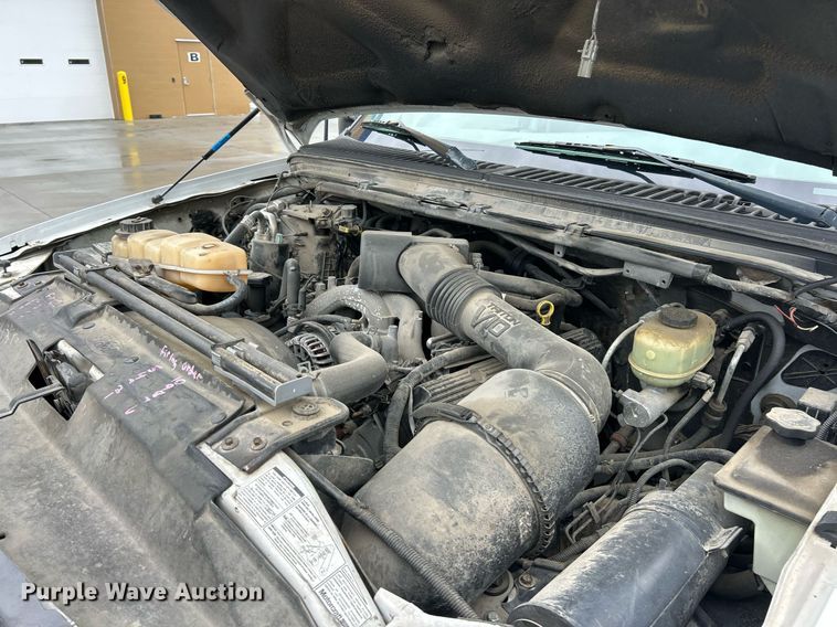 image for item EK2999 2003 Ford F550 Super Duty flatbed truck