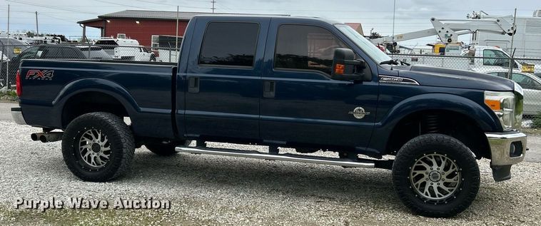 image for item EK3003 2014 Ford F250 Super Duty XLT Crew Cab pickup truck