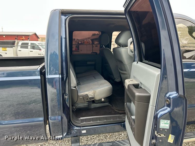 image for item EK3003 2014 Ford F250 Super Duty XLT Crew Cab pickup truck