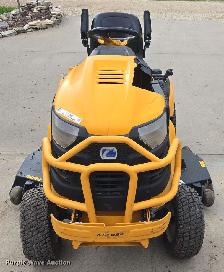 image for item EK5209 2017 Cub Cadet XT3 GSX lawn mower
