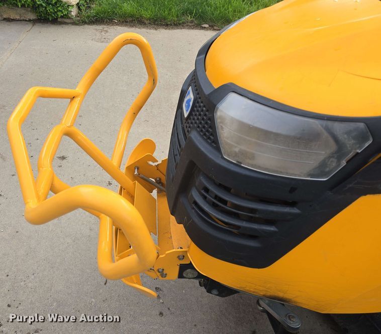 image for item EK5209 2017 Cub Cadet XT3 GSX lawn mower