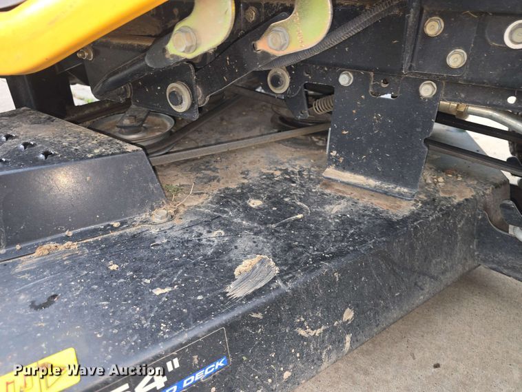 image for item EK5209 2017 Cub Cadet XT3 GSX lawn mower