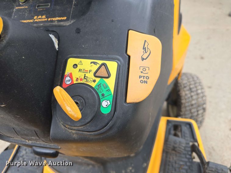 image for item EK5209 2017 Cub Cadet XT3 GSX lawn mower