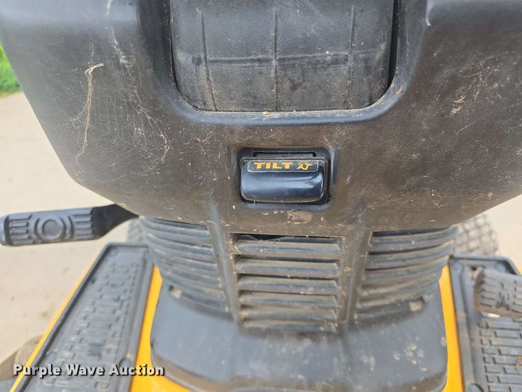 image for item EK5209 2017 Cub Cadet XT3 GSX lawn mower