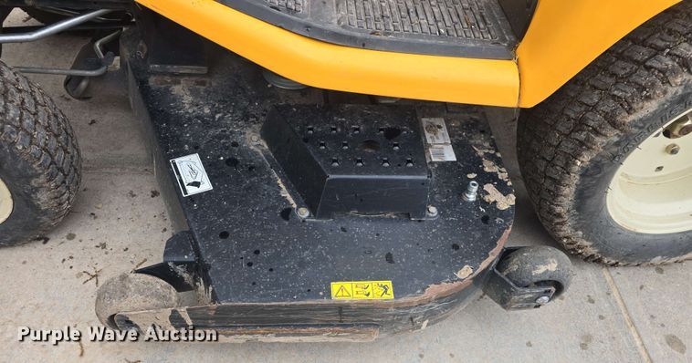 image for item EK5209 2017 Cub Cadet XT3 GSX lawn mower