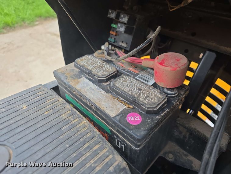 image for item EK5209 2017 Cub Cadet XT3 GSX lawn mower