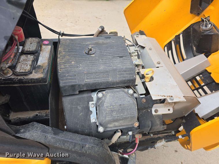 image for item EK5209 2017 Cub Cadet XT3 GSX lawn mower