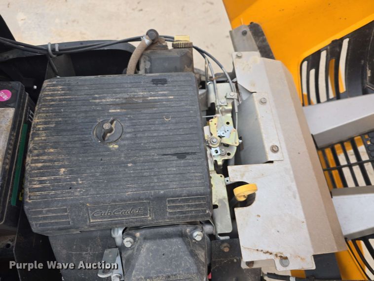 image for item EK5209 2017 Cub Cadet XT3 GSX lawn mower