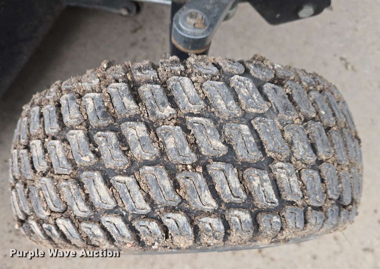 image for item EK5209 2017 Cub Cadet XT3 GSX lawn mower