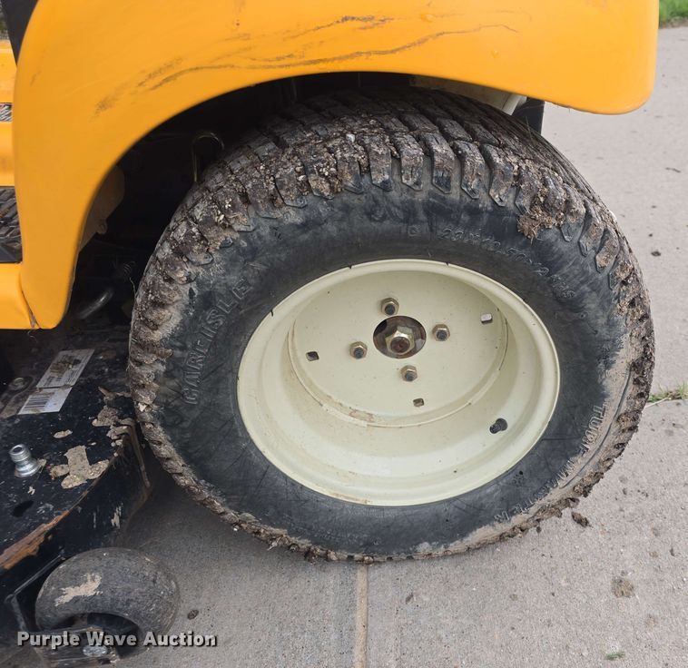 image for item EK5209 2017 Cub Cadet XT3 GSX lawn mower