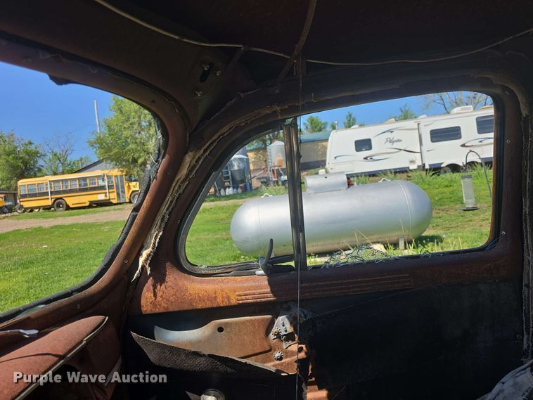 image for item EK5211 1941 Plymouth Deluxe P12 sedan