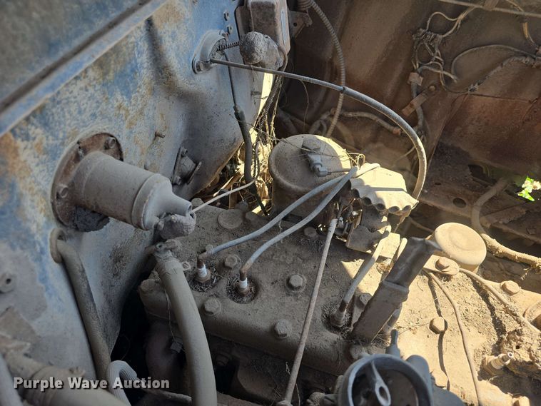 image for item EK5211 1941 Plymouth Deluxe P12 sedan