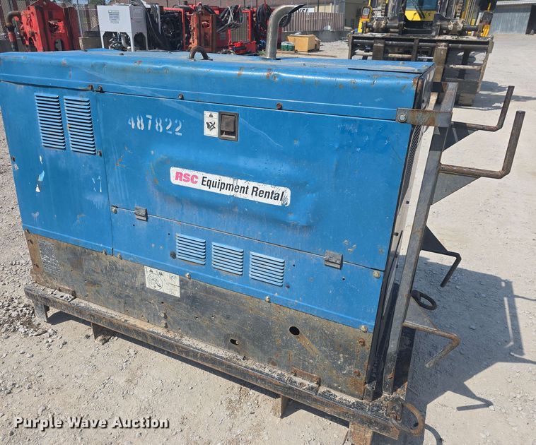 image for item EK5221 Miller Big Blue 500D welder/generator