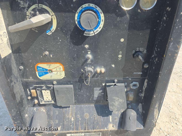 image for item EK5221 Miller Big Blue 500D welder/generator