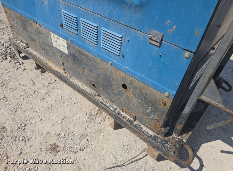 image for item EK5221 Miller Big Blue 500D welder/generator
