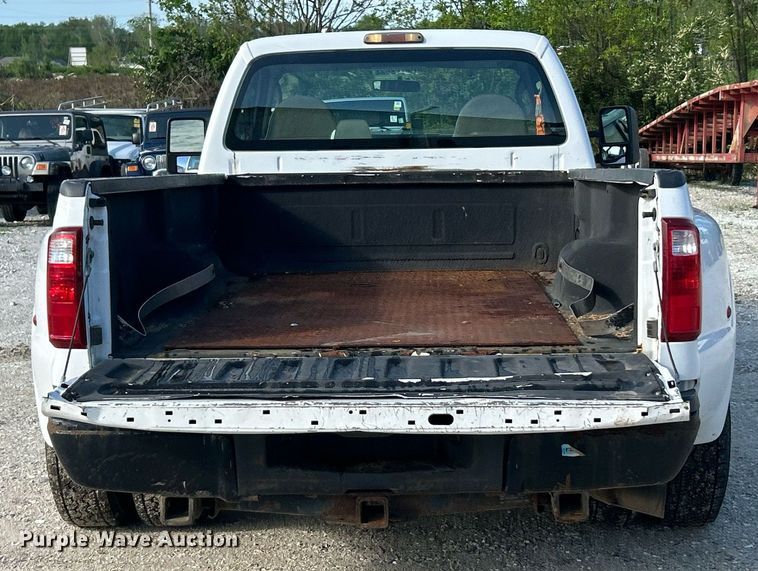 image for item EK8029 2008 Ford F350 Super Duty XL pickup truck