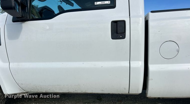 image for item EK8029 2008 Ford F350 Super Duty XL pickup truck