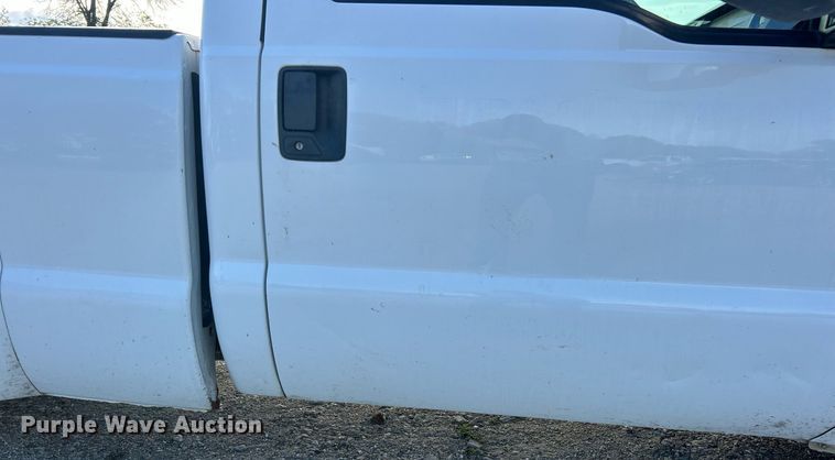 image for item EK8029 2008 Ford F350 Super Duty XL pickup truck