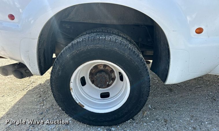 image for item EK8029 2008 Ford F350 Super Duty XL pickup truck