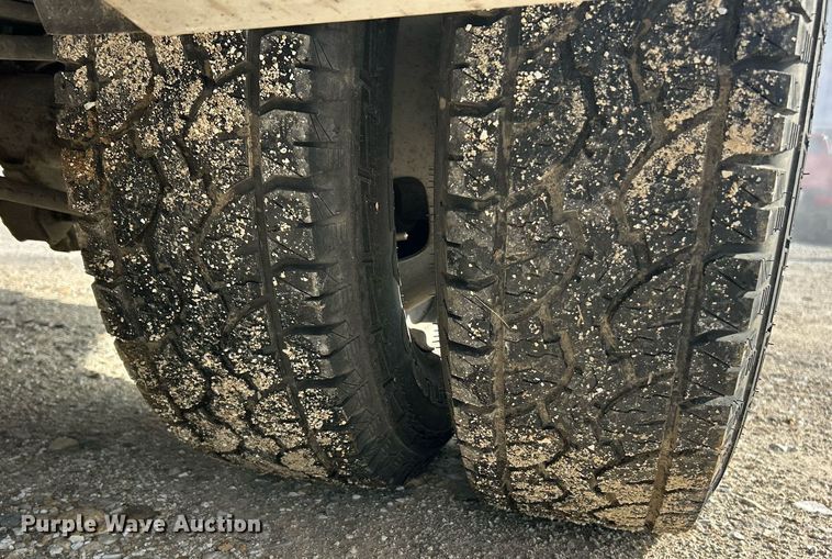 image for item EK8029 2008 Ford F350 Super Duty XL pickup truck