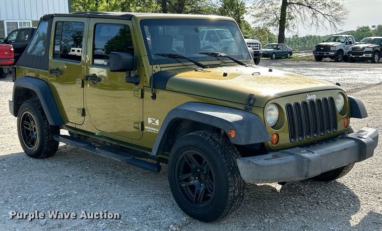 image for item EK8030 2007 Jeep Wrangler Unlimited SUV