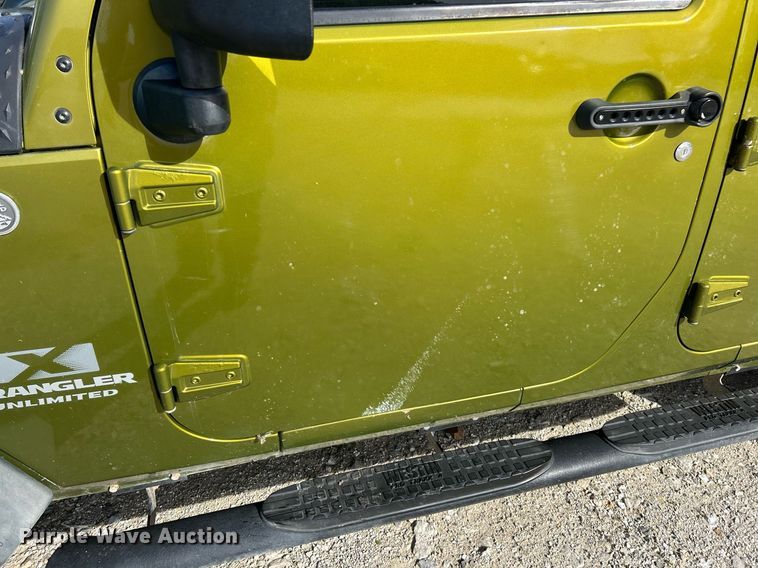 image for item EK8030 2007 Jeep Wrangler Unlimited SUV